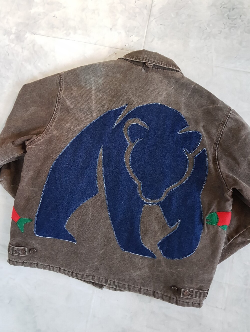 Vintage Upcycled Sockeye Salmon & Grizzly Bear Tough Duck Work Jacket Carhartt - Picture 14 of 16